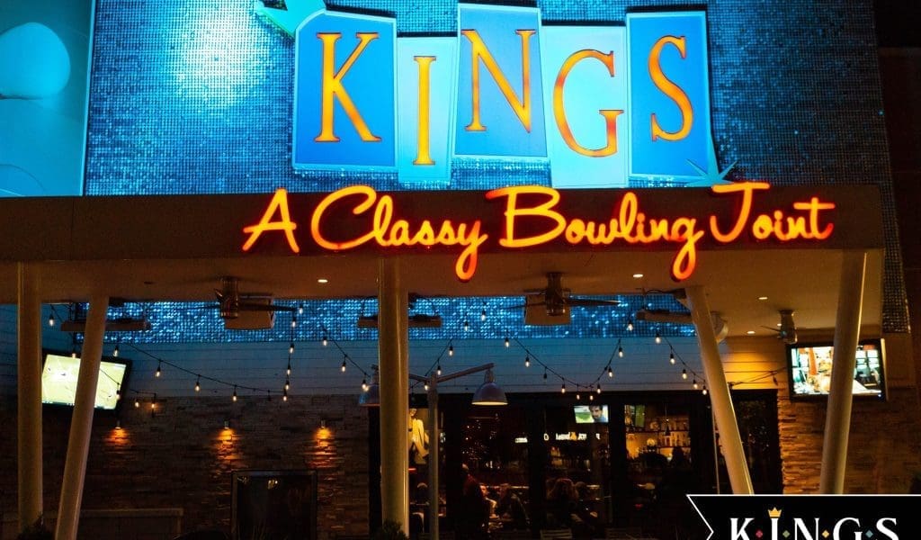 Kings Dining and Entertainment in Lynnfield Massachusetts