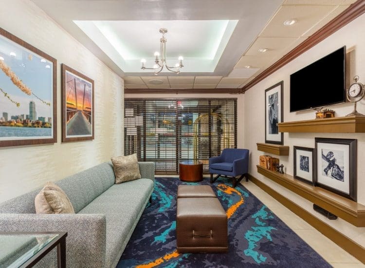 Hampton Inn by Hilton Boston Peabody