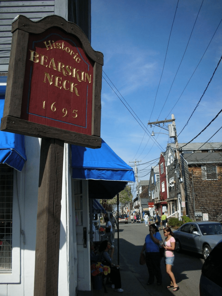 bearskin, neck, rockport, dog, friendly, shopping