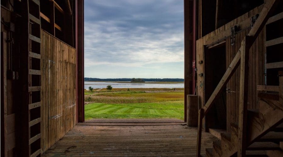 https://cpiofullstackpoc-sitetest.sperlingdev.com/wp-content/uploads/2024/09/Proctor-barn-Stoney-Stone_small.jpg