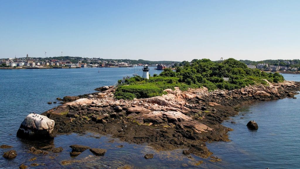 ten pound island light in gloucester, ma