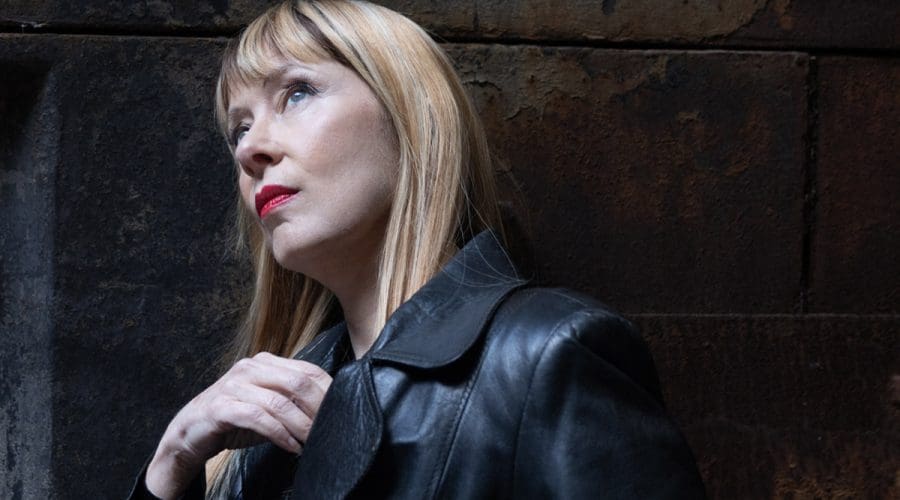 https://cpiofullstackpoc-sitetest.sperlingdev.com/wp-content/uploads/2025/05/suzanne-vega.jpg